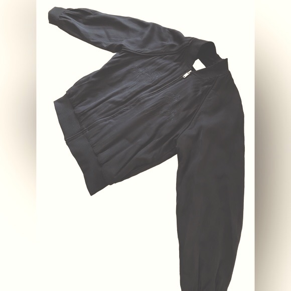 Aritzia Wilfred Bomber Jacket - Picture 4 of 10